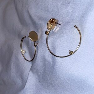 Gold hoops diamond stud pearl (1) missing a pearl could remove